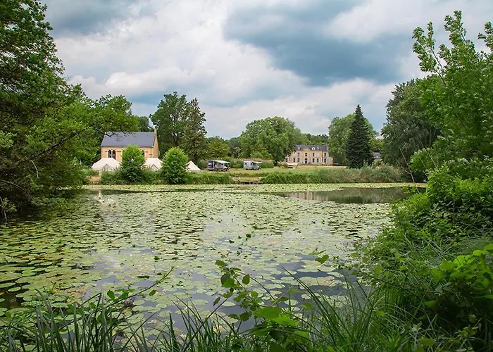 Du Commun Au Chateau De Chanteloup * Sillé-le-Philippe